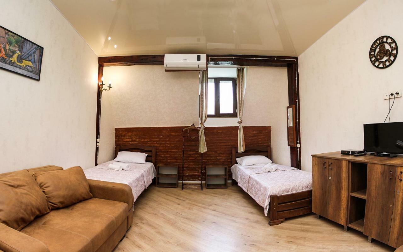 Natia'S Apartment On Dadiani St. 1 Tbilisi Exterior photo